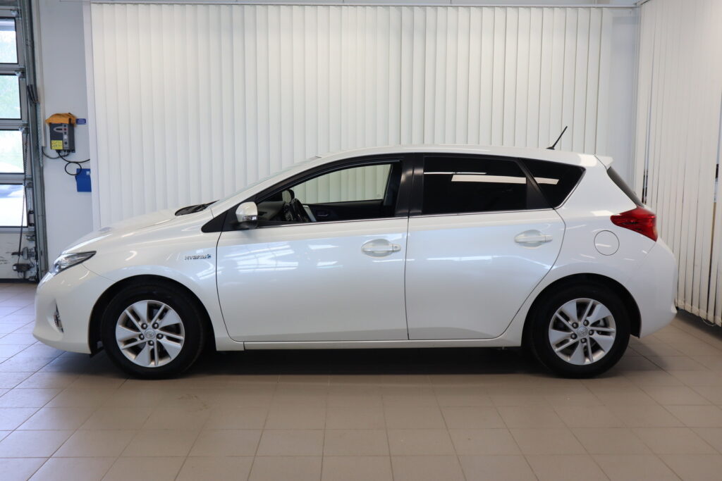 Toyota Auris, image 3