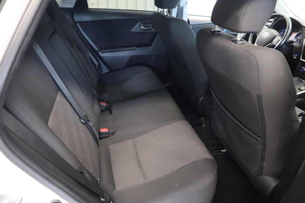 Toyota Auris, image 9