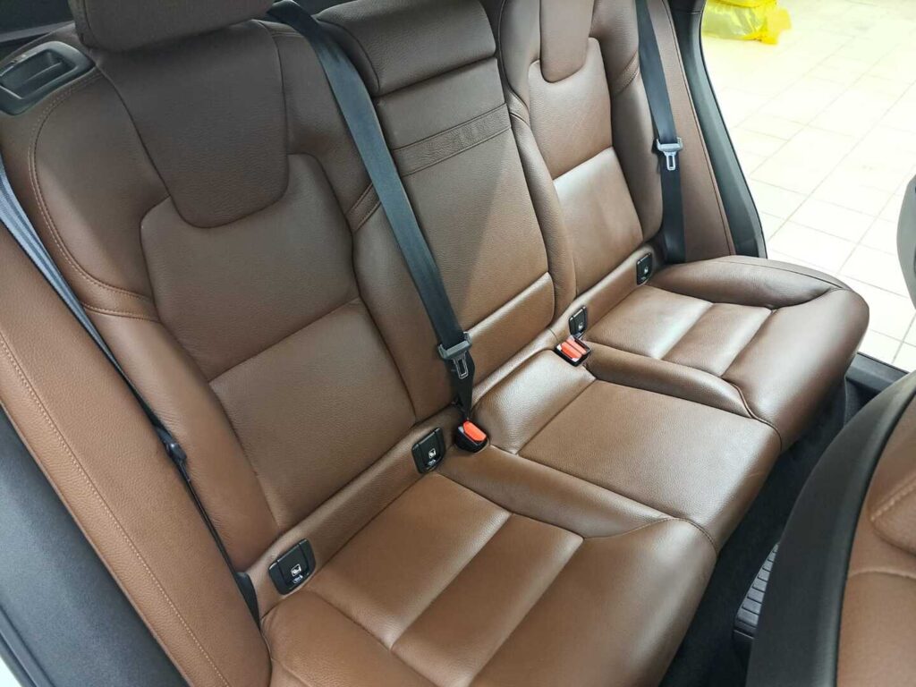 Volvo XC60, image 13