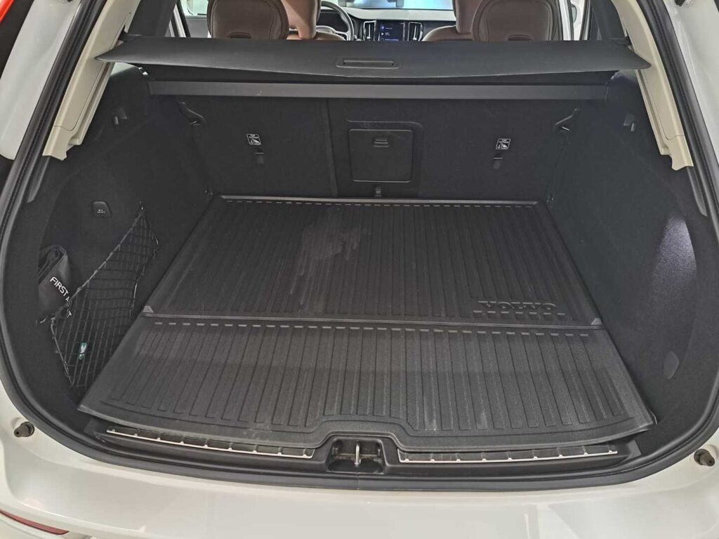 Volvo XC60, image 14
