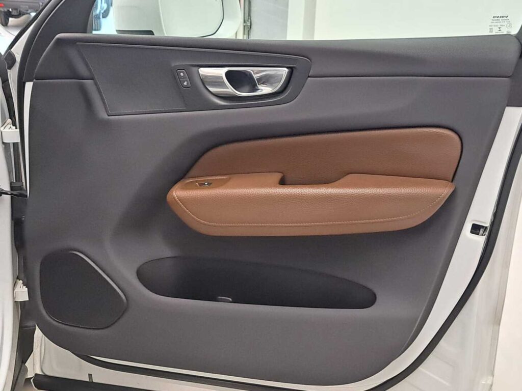Volvo XC60, image 20