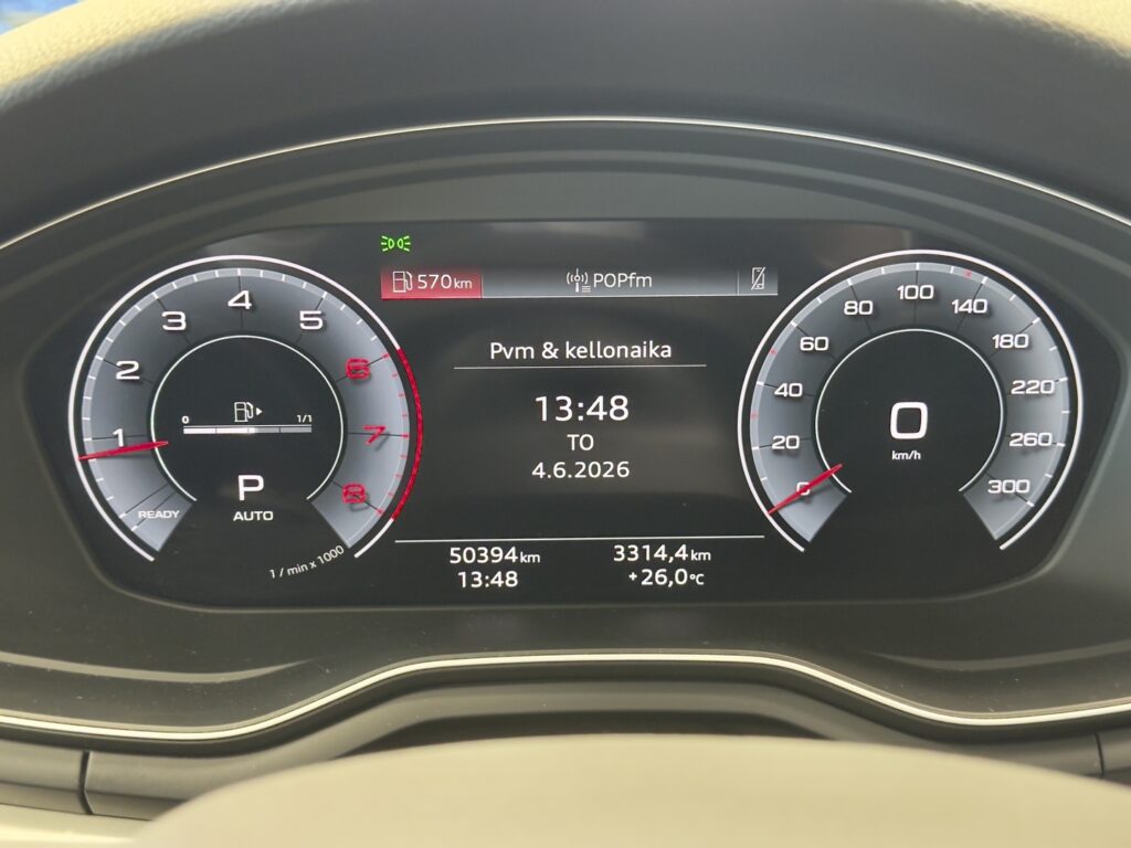 Audi A4, image 11