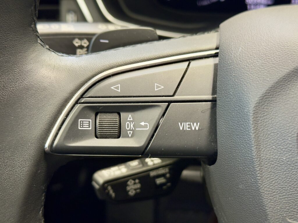 Audi A4, image 12