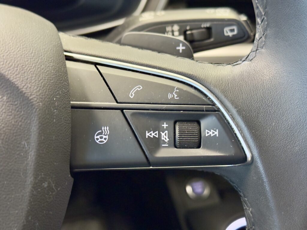 Audi A4, image 13