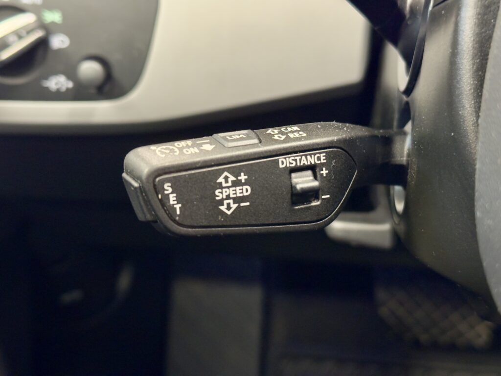 Audi A4, image 18