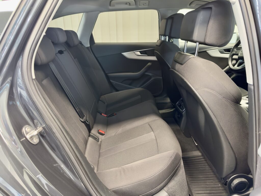 Audi A4, image 7