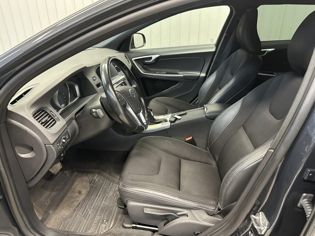 Volvo V60, image 5