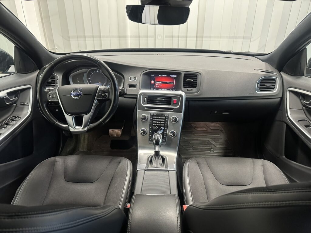 Volvo V60, image 9