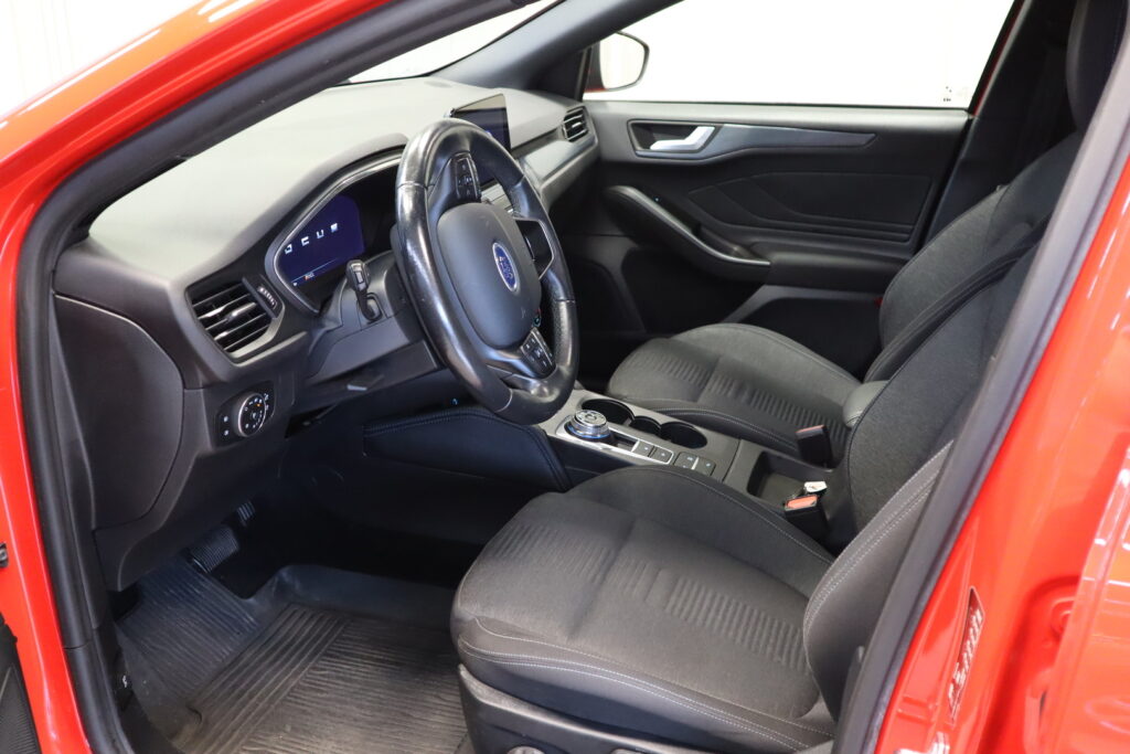 Ford Focus, image 8