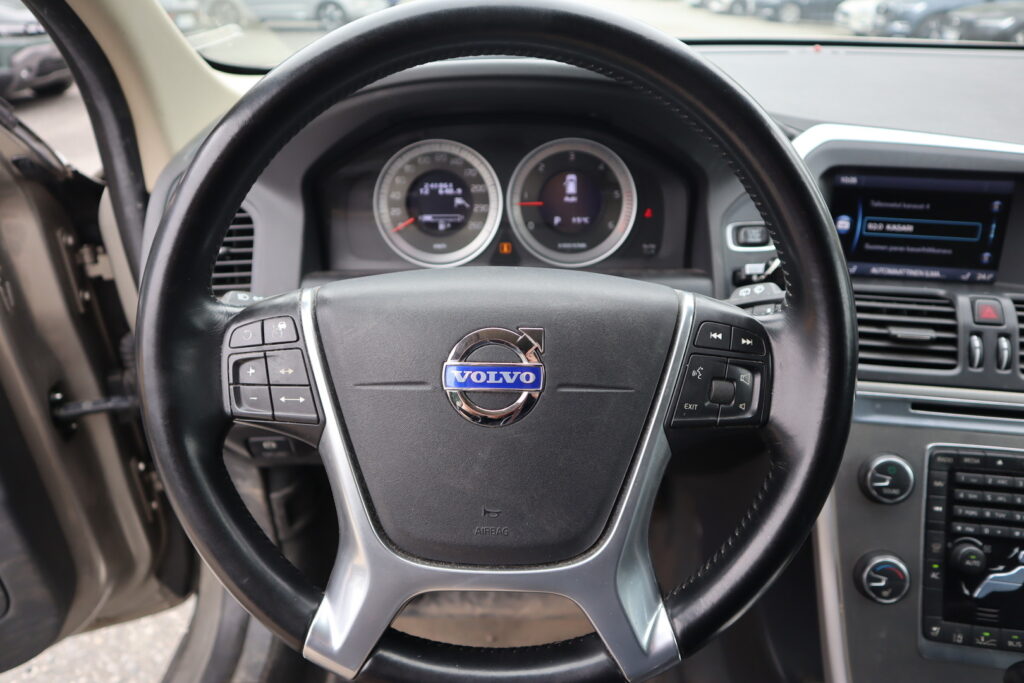 Volvo XC60, image 7
