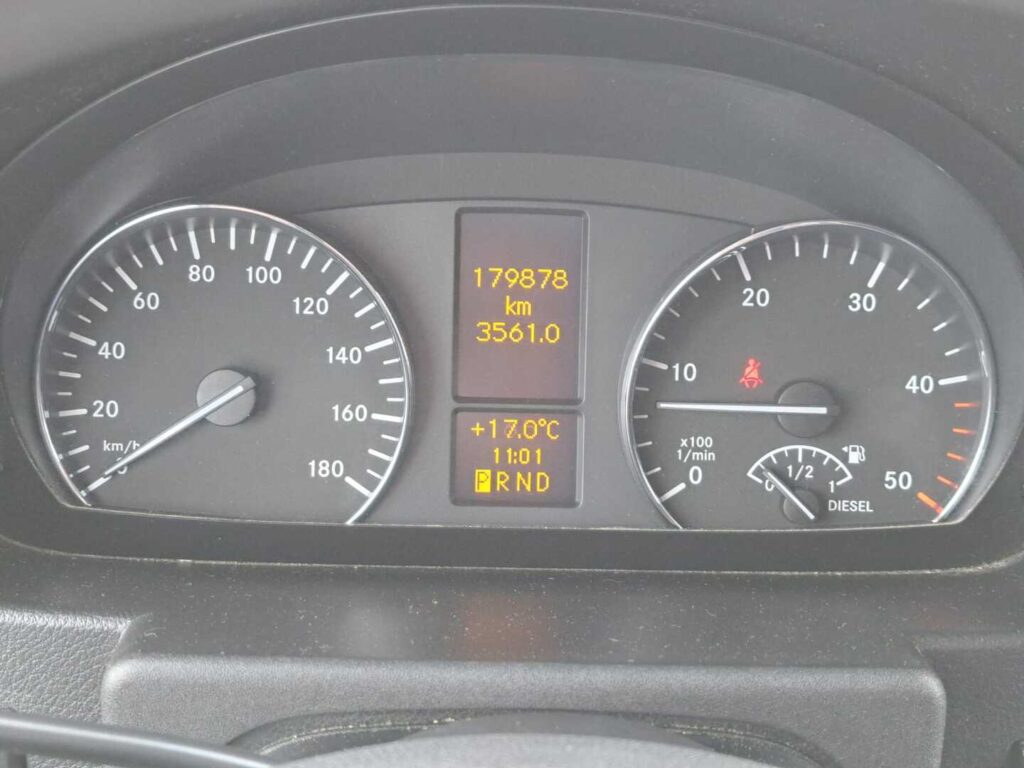 Mercedes-Benz Sprinter, image 12