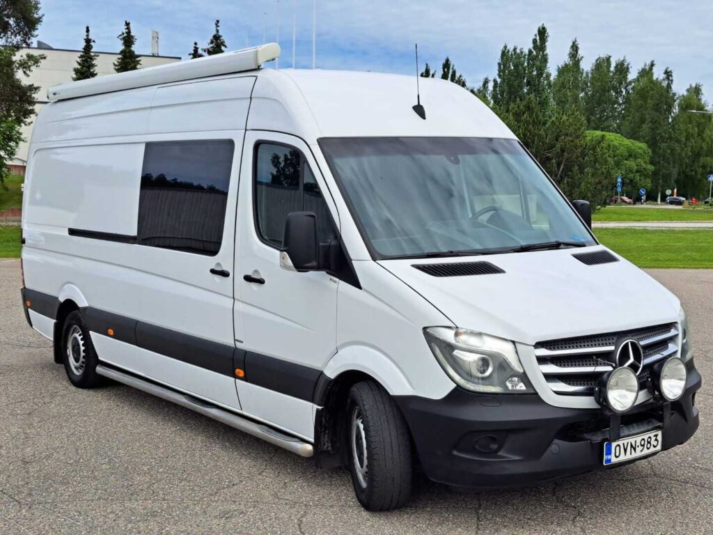 Mercedes-Benz Sprinter, image 2