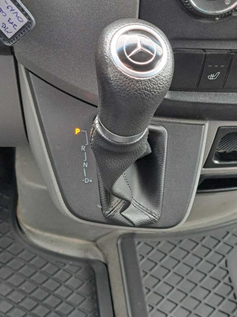Mercedes-Benz Sprinter, image 23