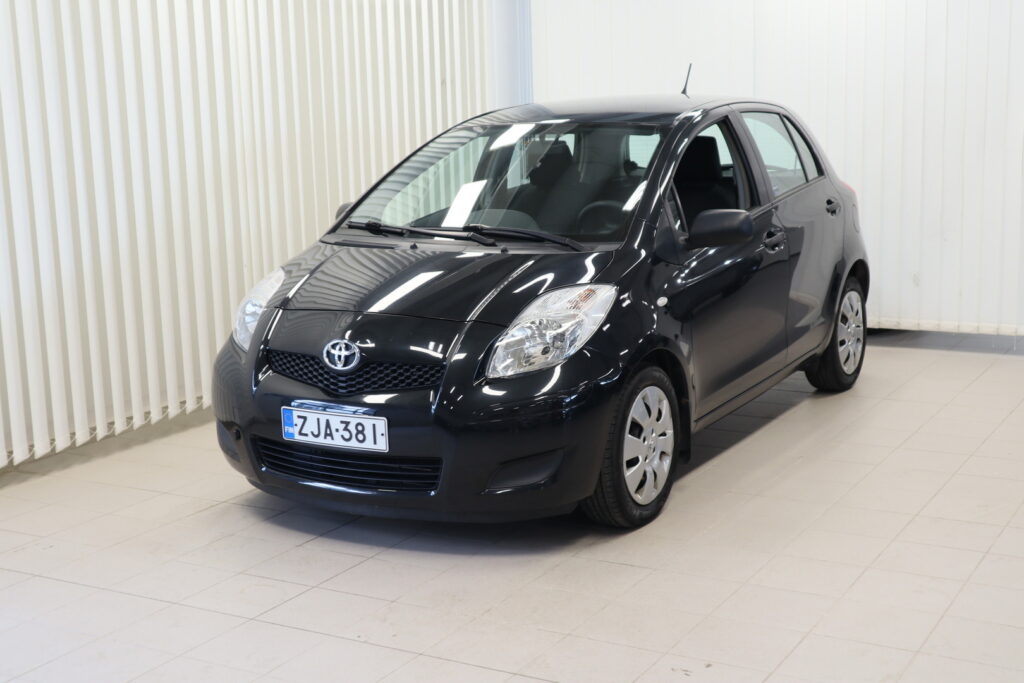 Toyota Yaris, image 1