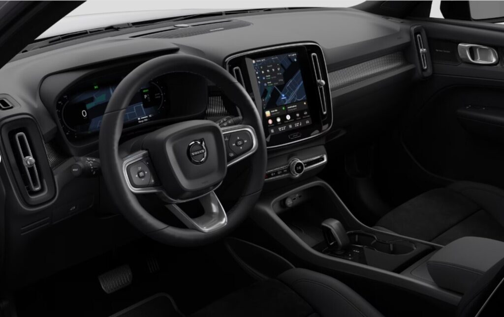 Volvo EX40, image 3