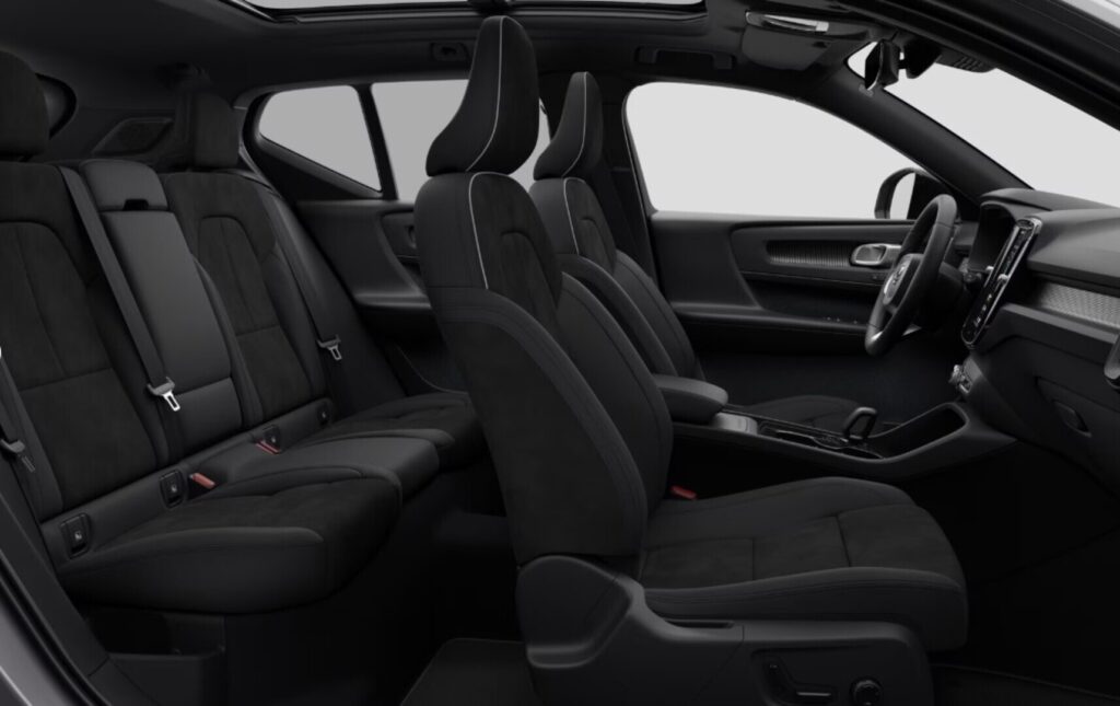 Volvo EX40, image 4