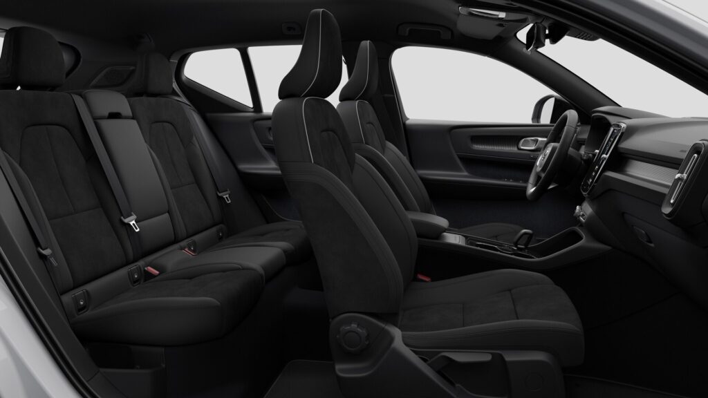 Volvo EX40, image 5