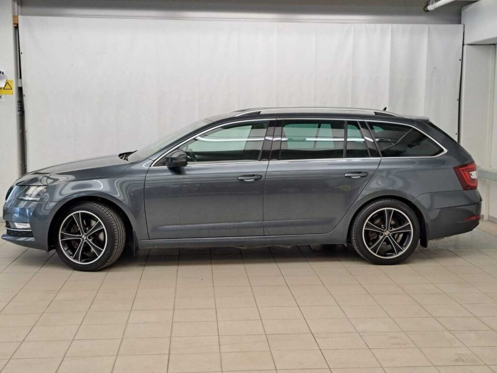 Skoda Octavia, image 5