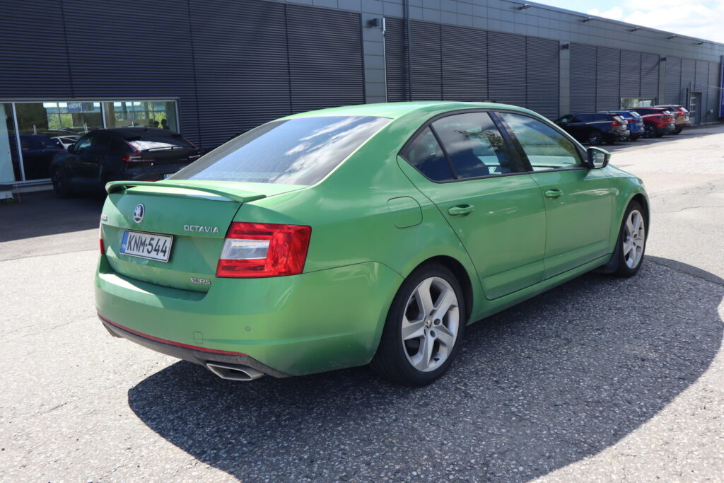 Skoda Octavia, image 3