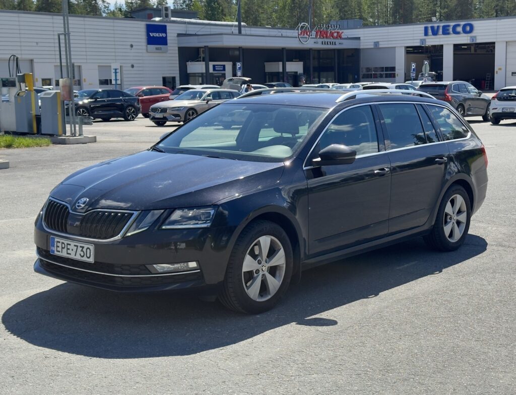 Skoda Octavia, image 1