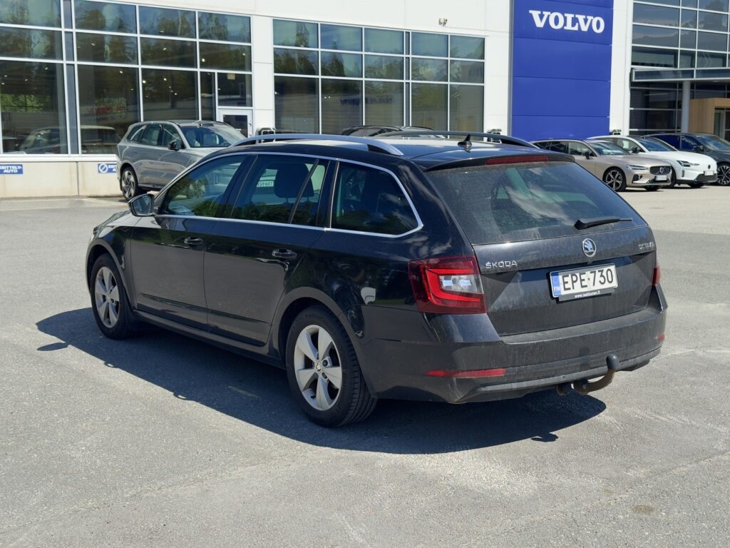 Skoda Octavia, image 4