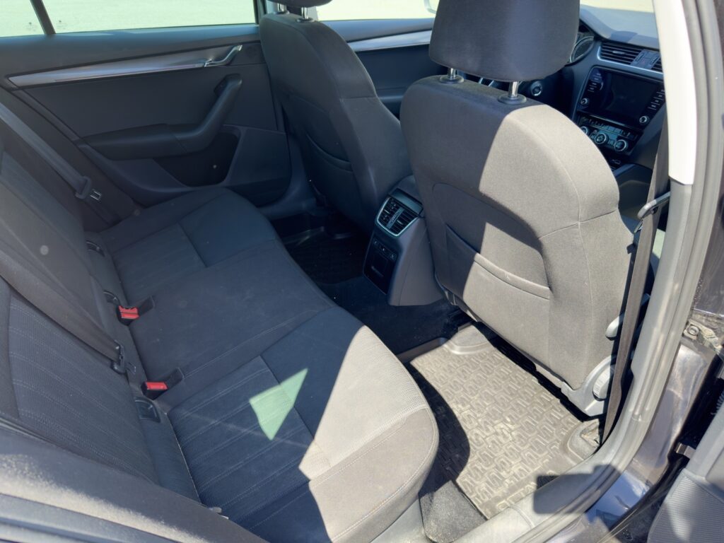 Skoda Octavia, image 7