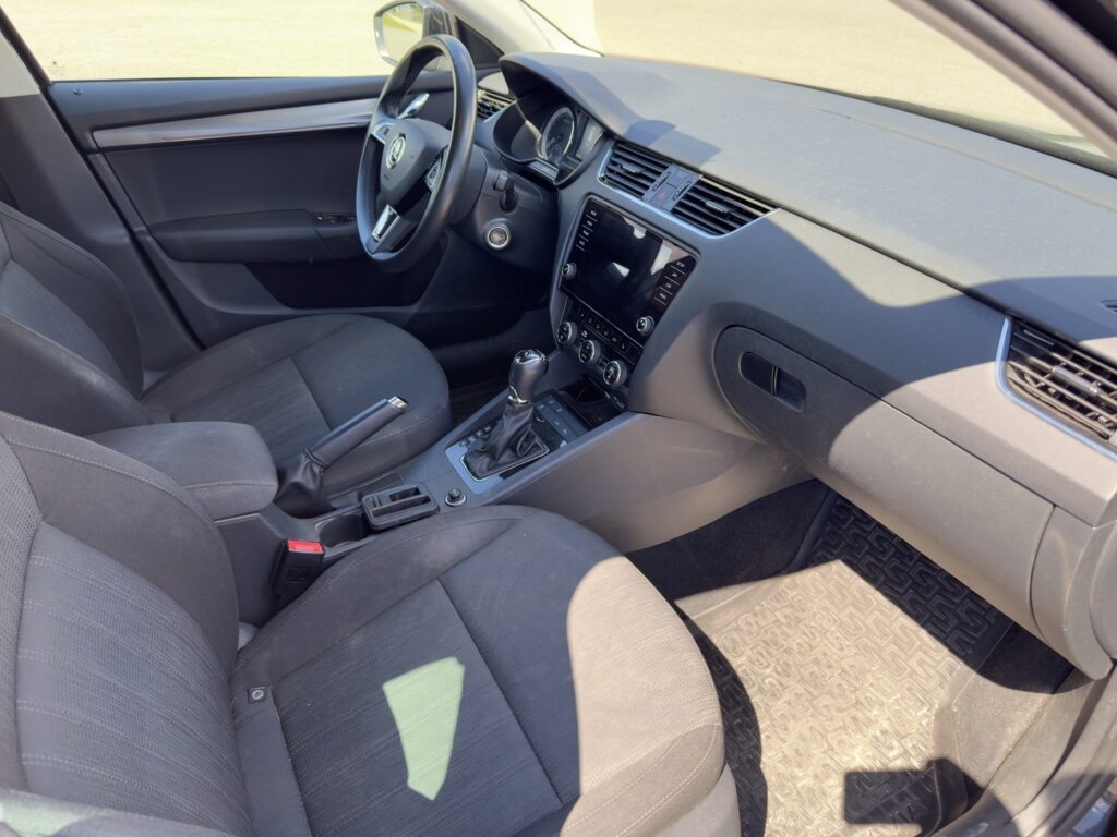 Skoda Octavia, image 8