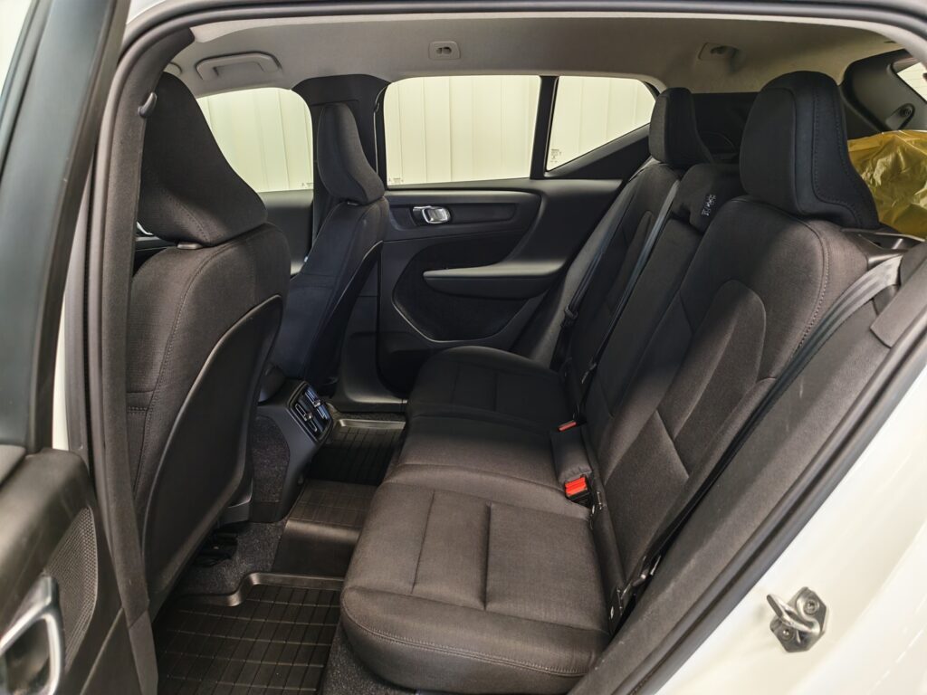 Volvo XC40, image 14