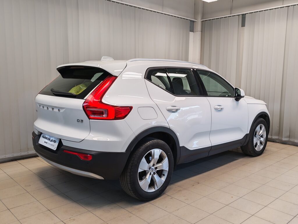 Volvo XC40, image 3