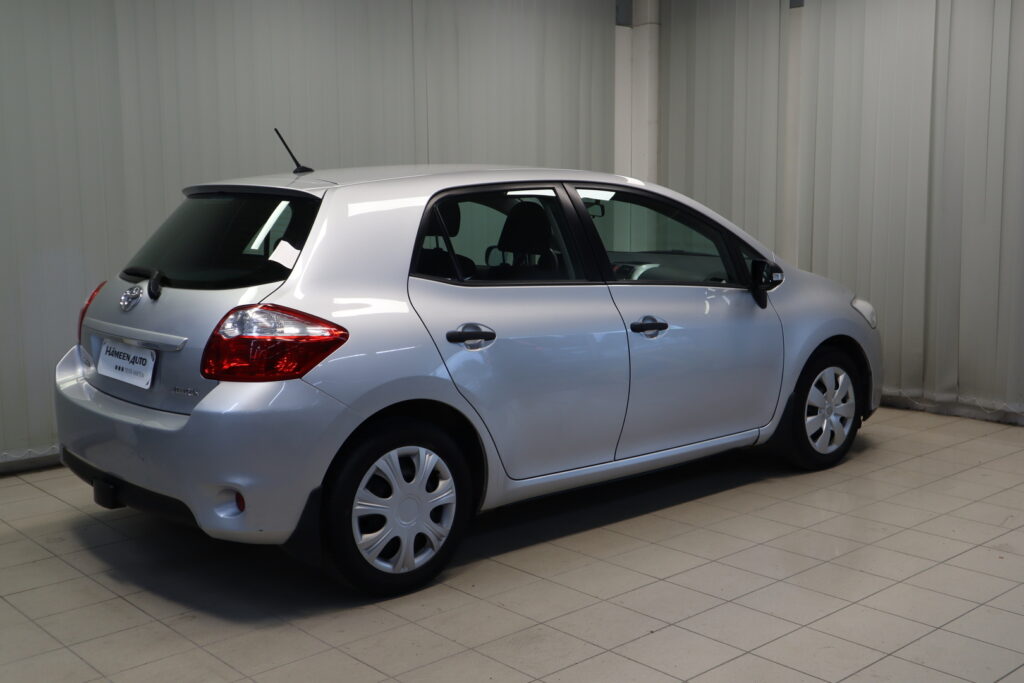 Toyota Auris, image 4