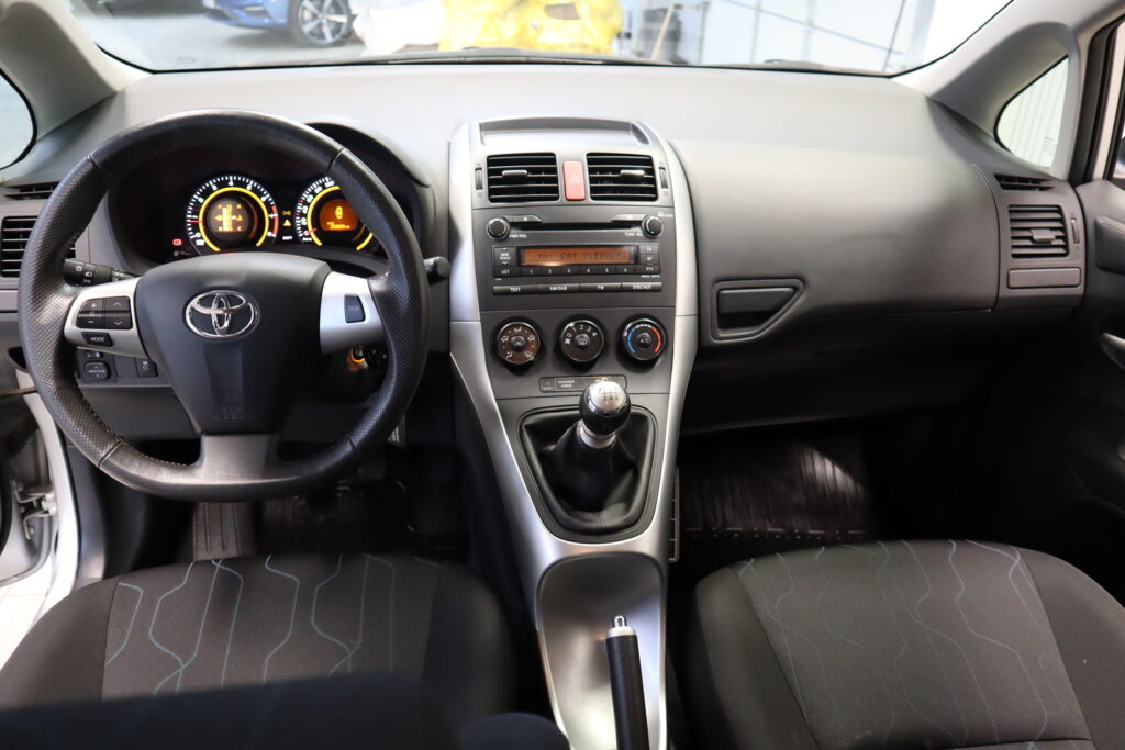 Toyota Auris, image 7