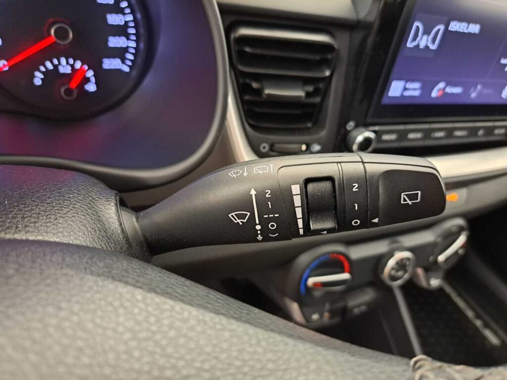 KIA STONIC, image 12