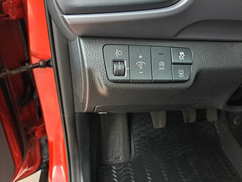 KIA STONIC, image 14