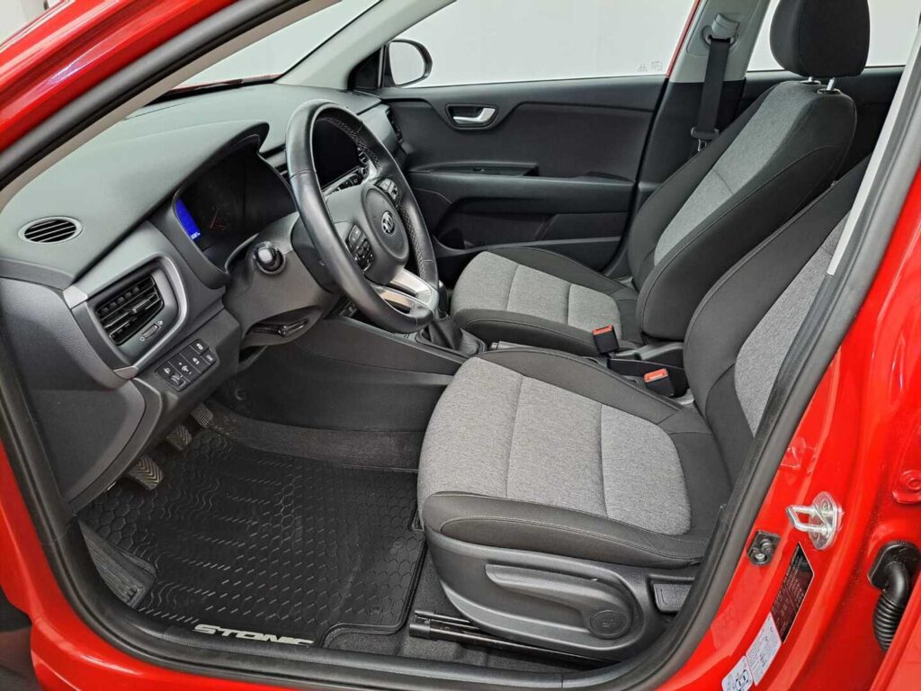 KIA STONIC, image 8