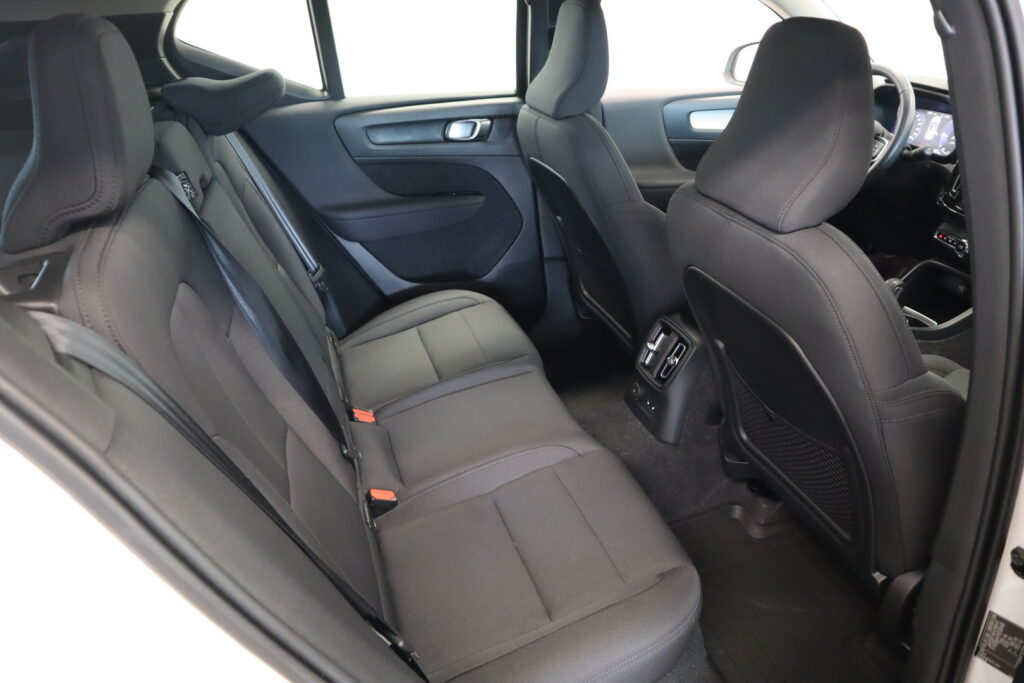Volvo XC40, image 10