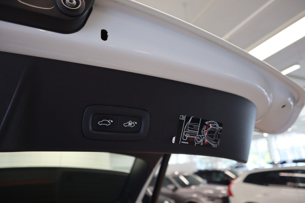 Volvo XC40, image 19