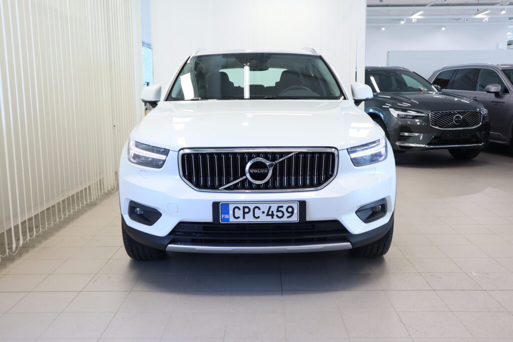 Volvo XC40, image 2