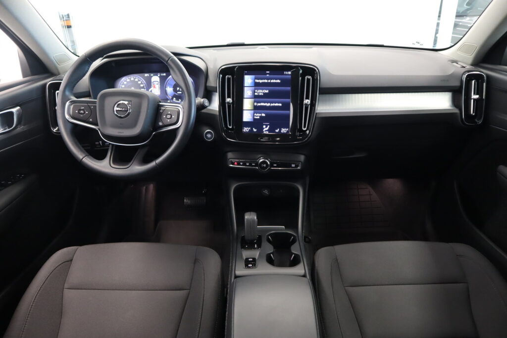 Volvo XC40, image 7