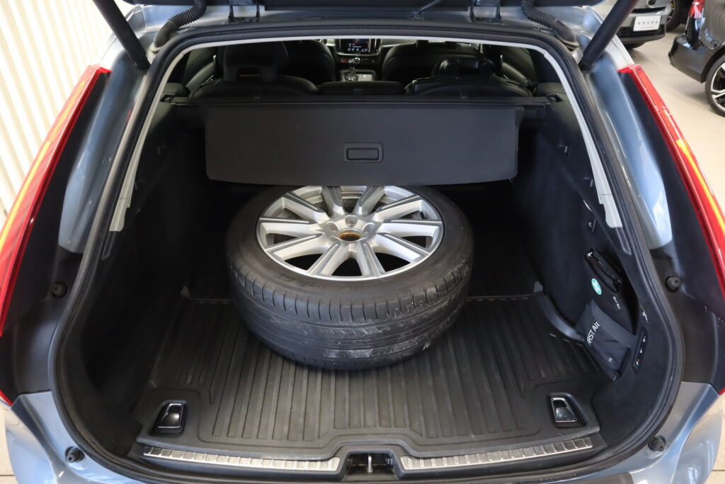 Volvo V90, image 24