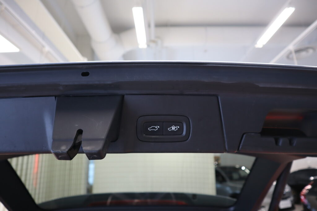 Volvo V90, image 26