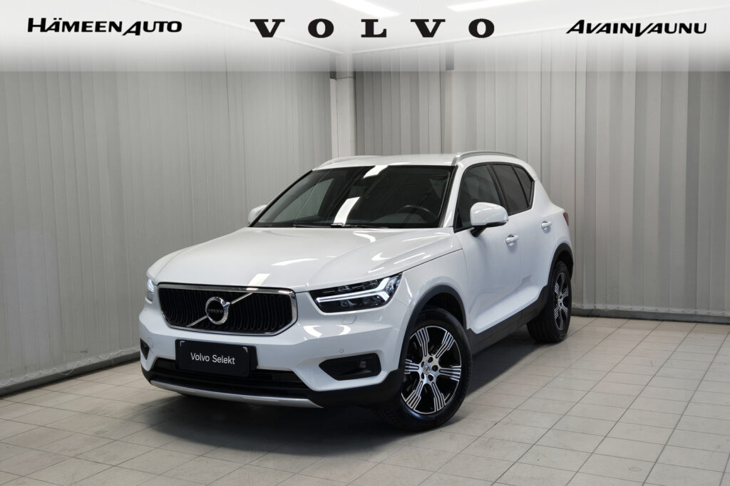 Volvo XC40, image 1