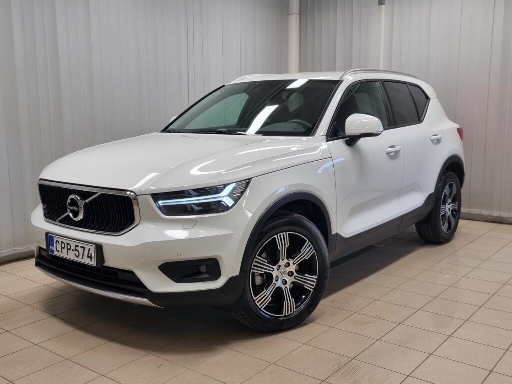 Volvo XC40, image 2