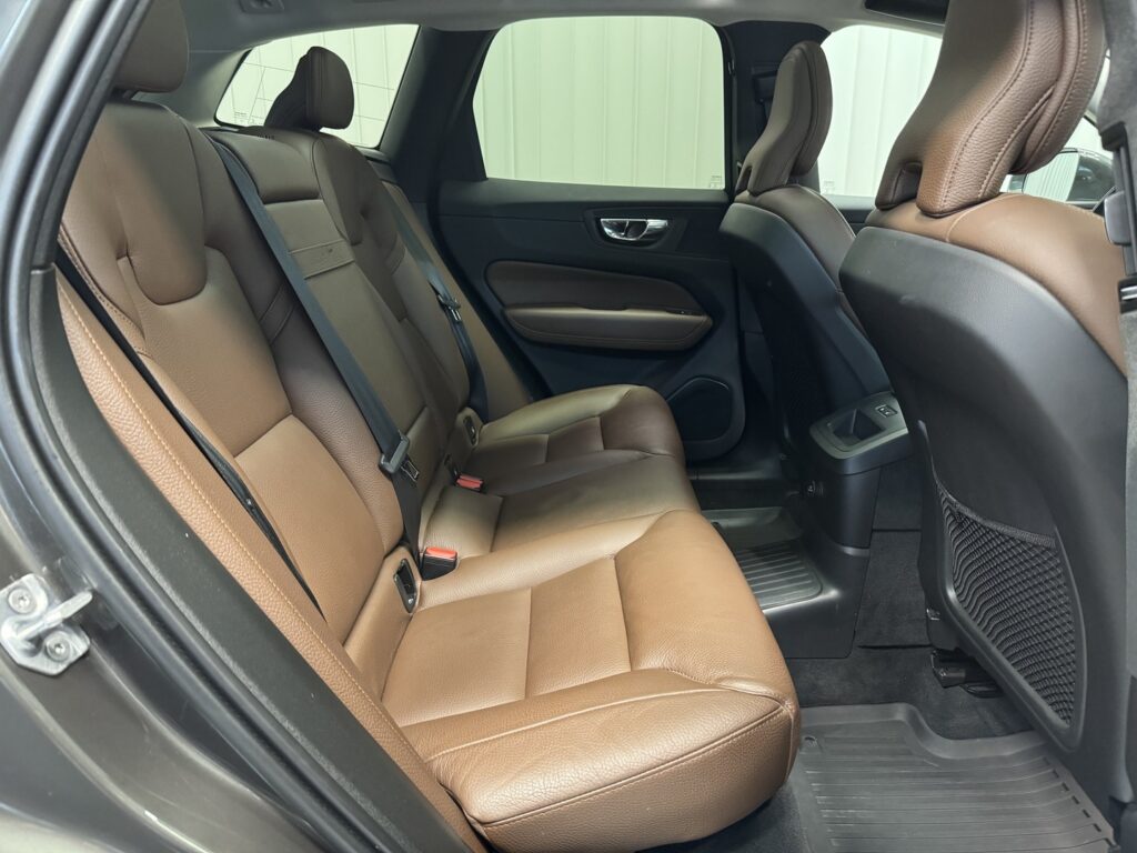 VOLVO XC60, image 9