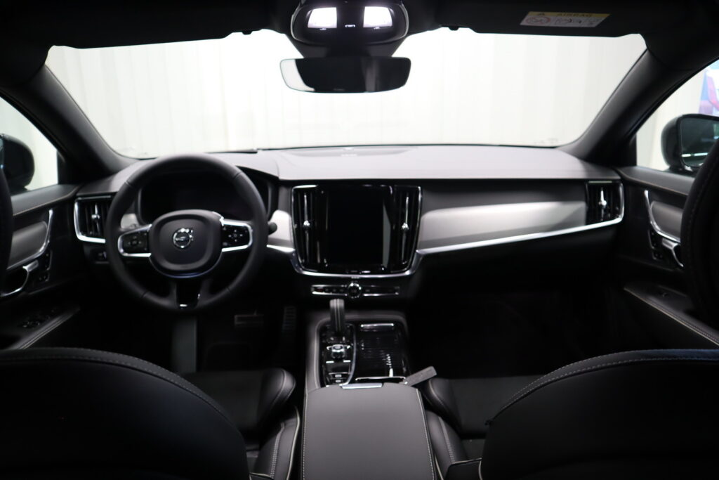 Volvo S90, image 7