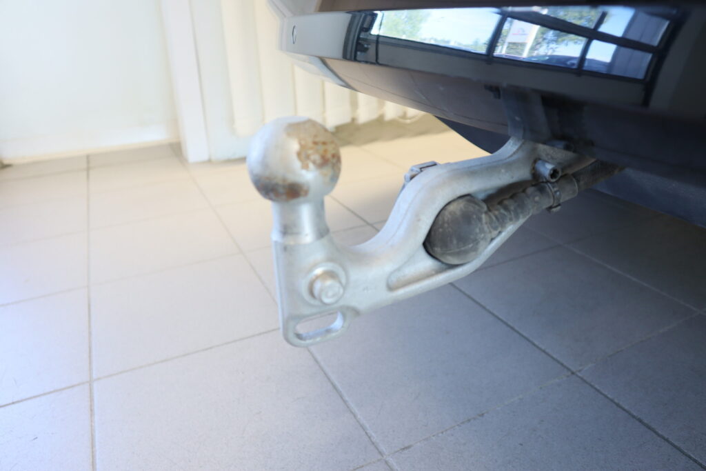 Volvo EX90, image 11
