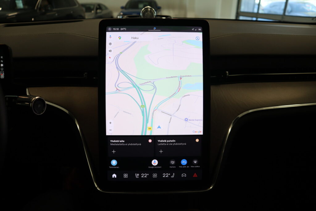 Volvo EX90, image 18