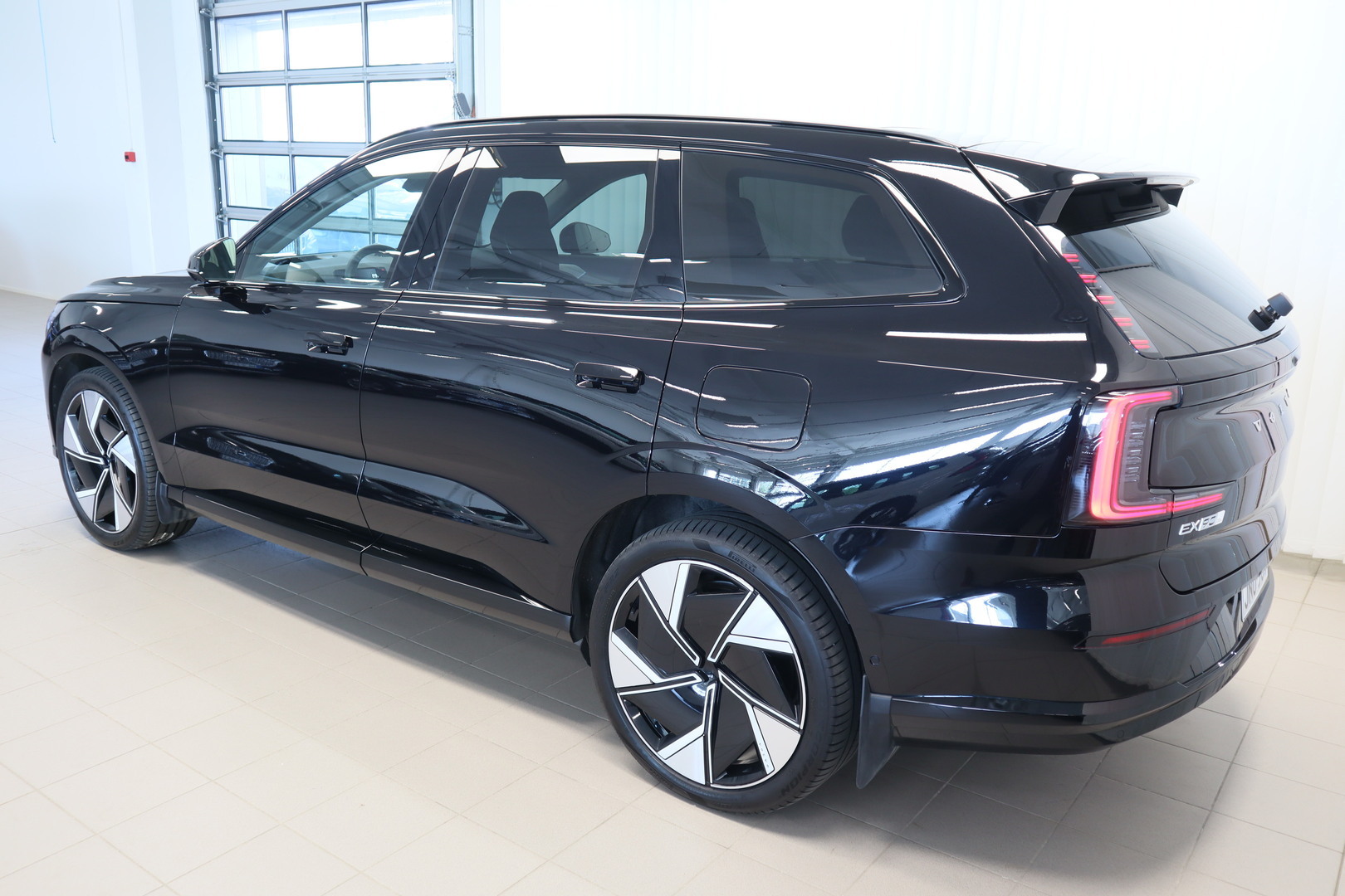 Volvo EX90 Twin Performance Ultra 2025, kuva 4/25