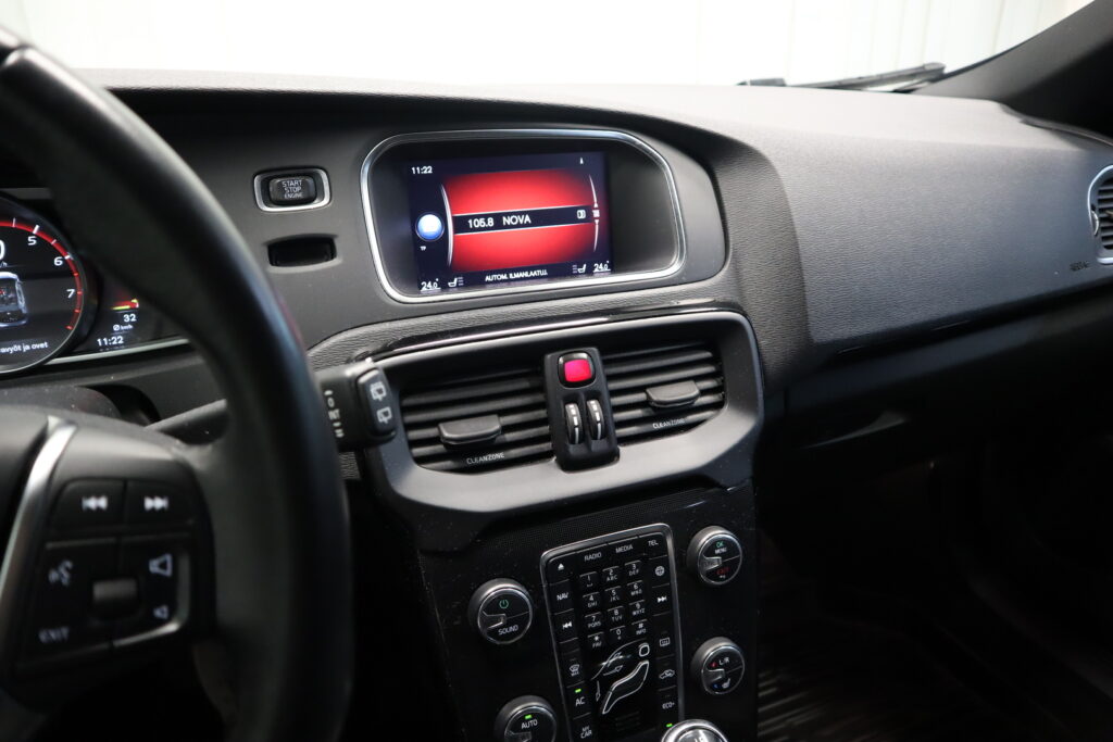 Volvo V40, image 14
