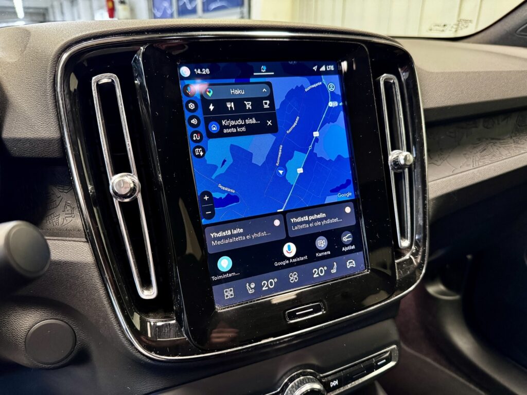Volvo C40, image 15