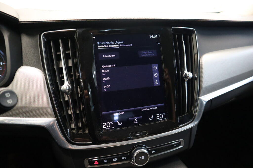 Volvo V90, image 12